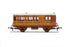 Hornby R40106 GNR, 4 Wheel Coach, Brake 3rd Class, Fitted Lights, 399